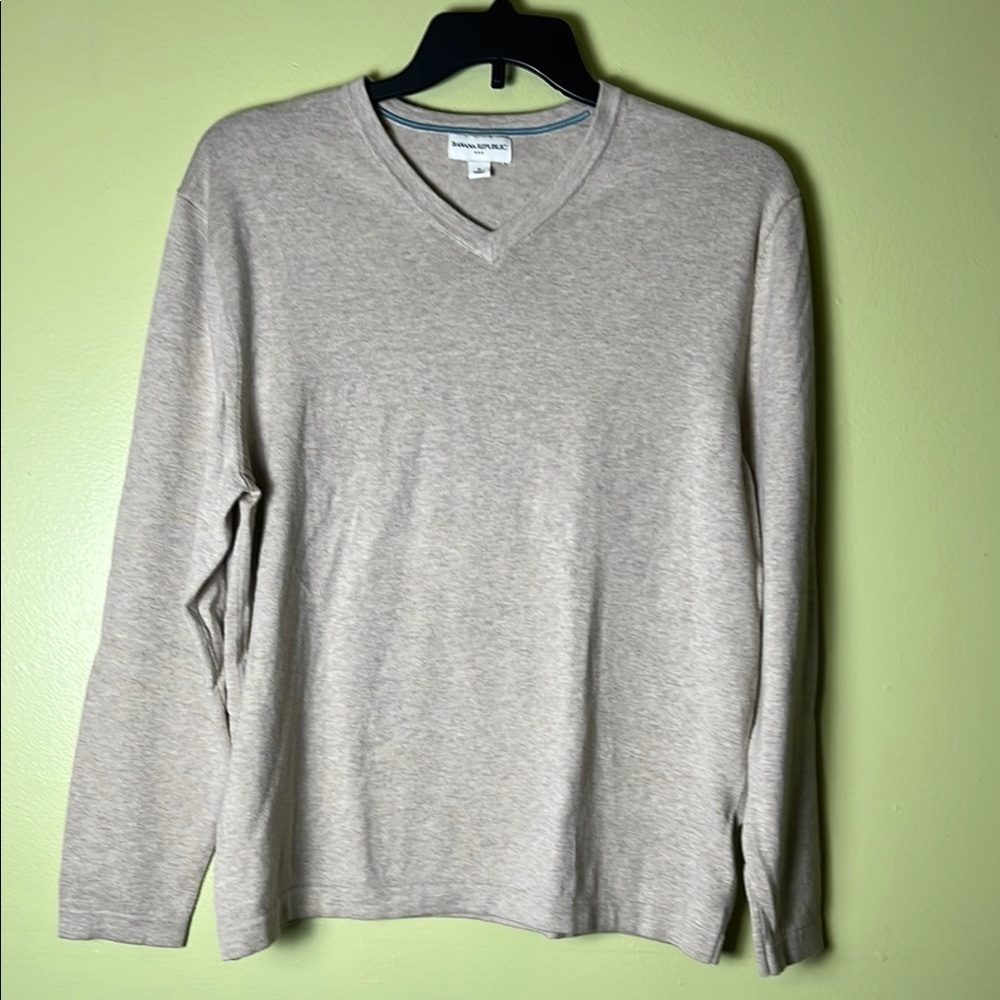 Banana Republic vintage Men's long Beige V-Neck long sleeves lightweight Sweater